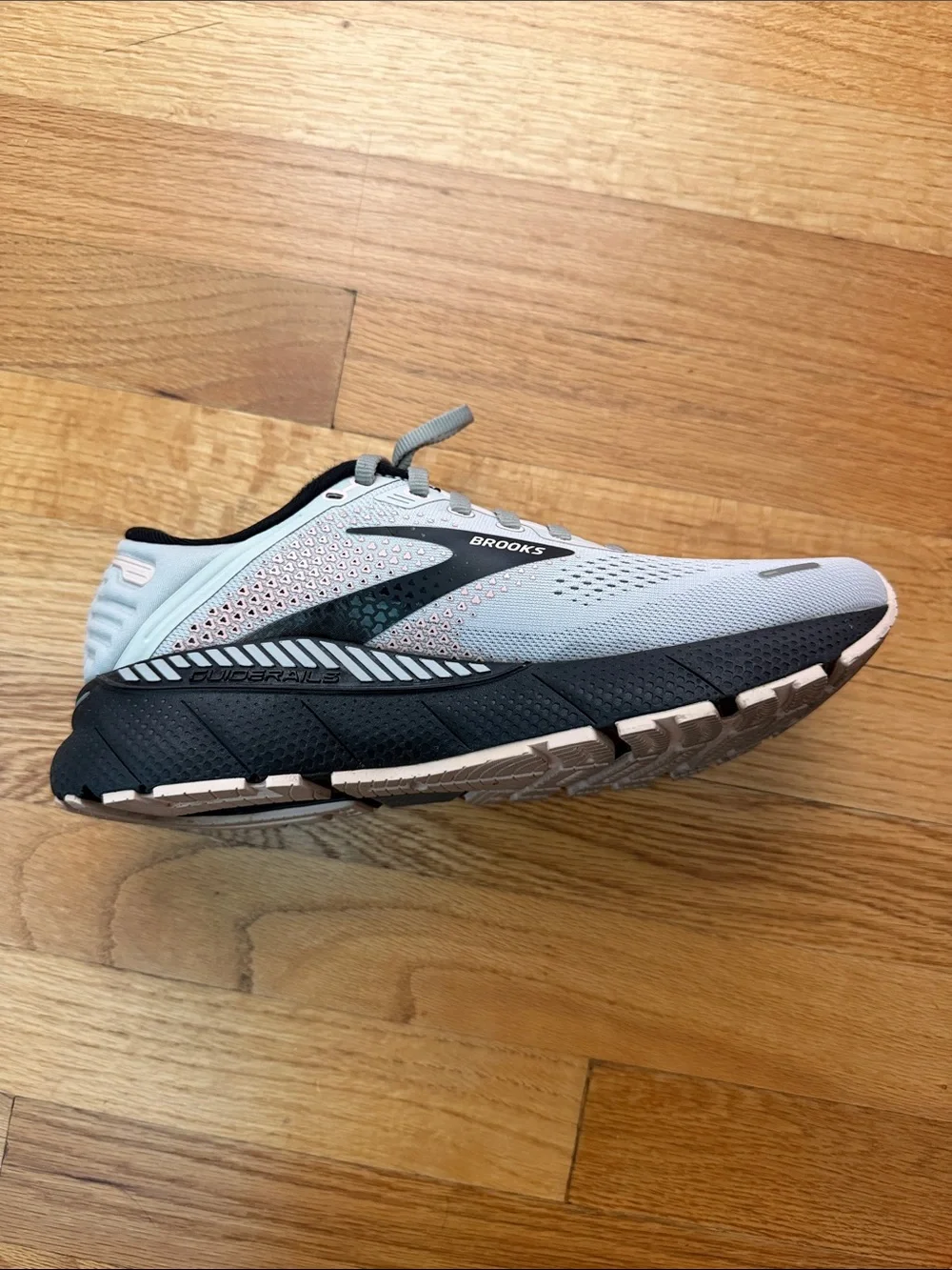Brooks Running Adrenaline GTS 22